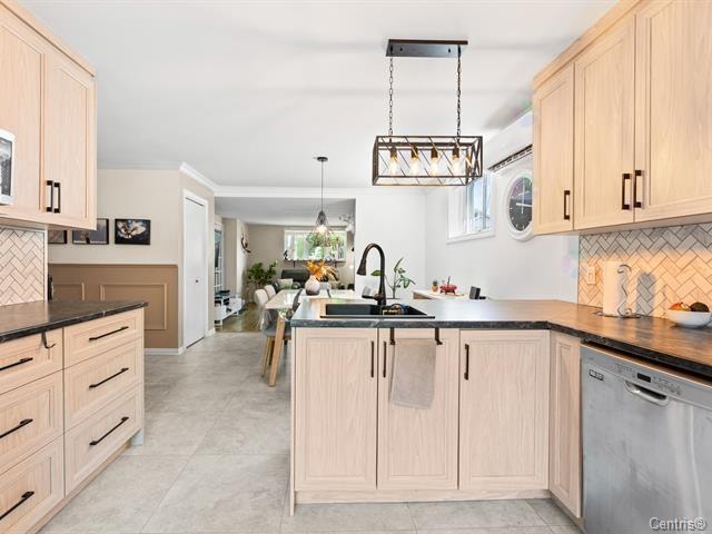 5 et demi à Blainville, rue Valcourt 5