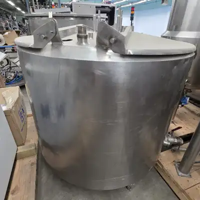 Tank in Stainless Steel 170 gal. On legs. Outlet 2.5 in, View more