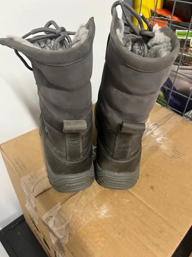 Ugg Waterproof Boots in Men's Shoes in City of Toronto - Image 6