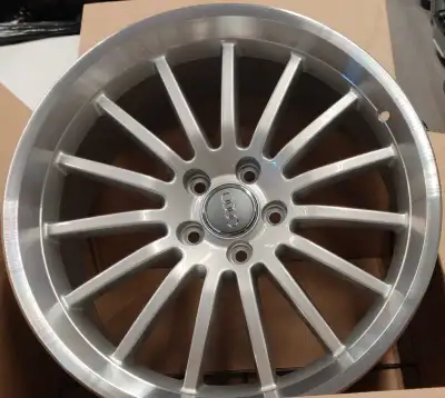 19x9 et 33 OEM AUDI WHEELS 2009-2016+ A4/A5 S4/S5/RS5 Rare accessories wheel. 8T0 071 499 ...