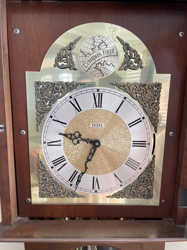 Grandfather clock  in Arts & Collectibles in Oshawa / Durham Region - Image 2