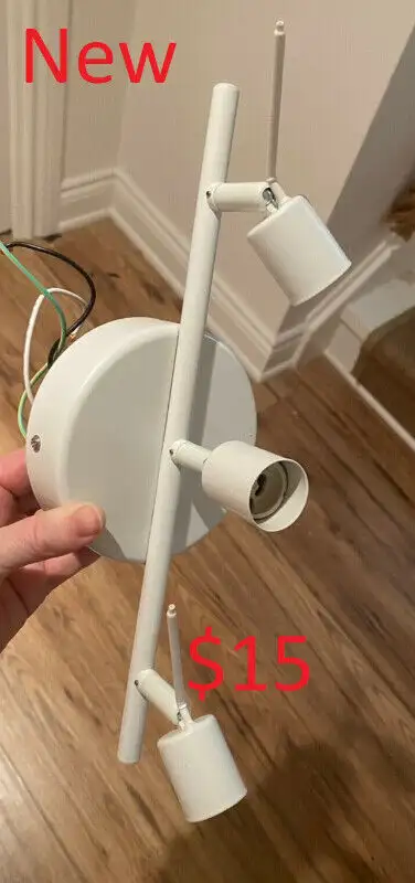 Multiple Light Fixtures, Outdoor Lights & Chandeliers. 5$ to 75$ in Indoor Lighting & Fans in Mississauga / Peel Region - Image 10