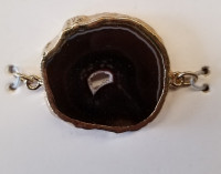 Jewelry connectors / pendants