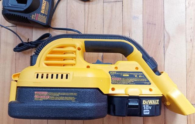 DEWALT 18V Cordless 1/2 Gallon Portable Wet/Dry Vac dans Outils électriques  à Ville de Montréal - Image 3