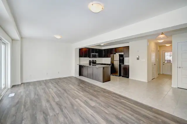 LIVE LARGE! – 4.5 Years Old Townhome 3 Bedroom   2.5 bathroom