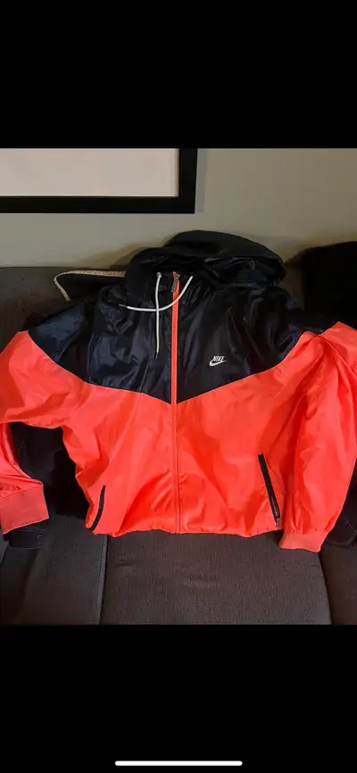 Nike Windbreaker - XL, View more