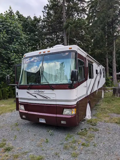 Very well kept motorhome in great shape. For more information please contact. Serious offers please.