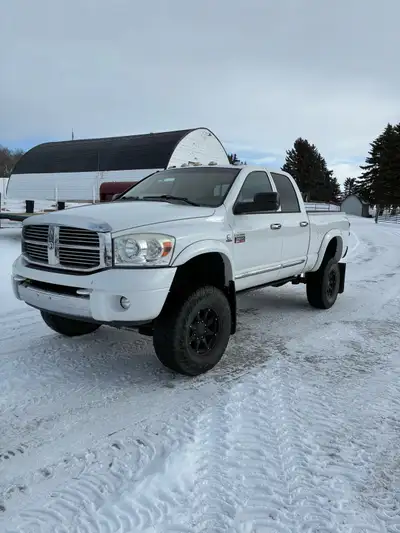 2008 Dodge Ram 3500 Quad Cab short box 4wd Laramie Diesel. 240,000km, 6” lift, 35” tire. Leather int...