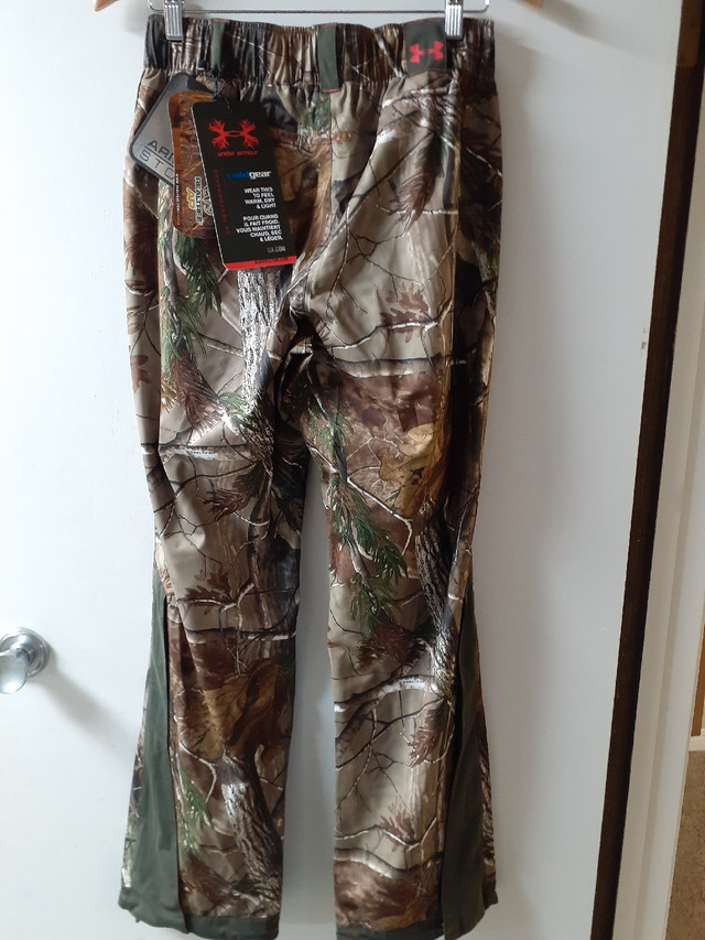 Women's camouflage pants in Women's - Bottoms in Edmonton - Image 2