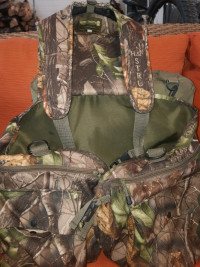 Multipurpose wild turkey hunting vest
