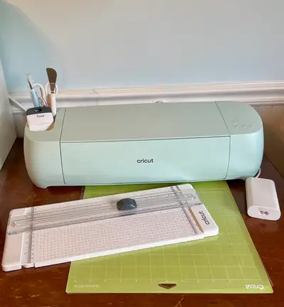 Cricut Explore Air 3 Bundle with Tools, Vinyl, Paper, View more