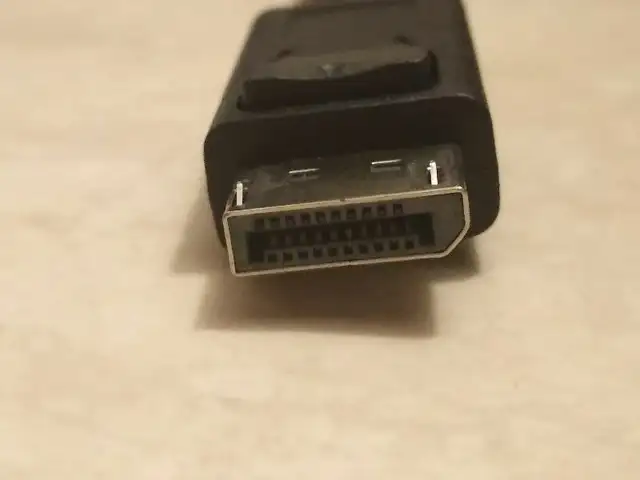 C2G / Cables to Go 54321 DisplayPort to DVI-D Adapter in Cables & Connectors in Hamilton - Image 8
