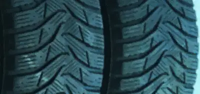Both tires are in excellent condition and have 75% tread remaining. Studdless tires can be used year...