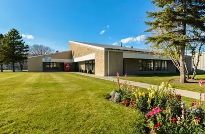 Welcome to your new home! We're located in a beautiful neighborhood of blue quill, with the suite be...