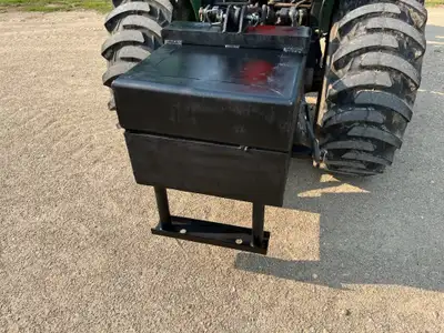 Fits category 1 750lbs With legs for easy parking and hook up