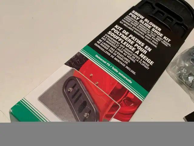 New Snow Blower polymer skid shoe kit in Snowblowers in Oakville / Halton Region - Image 4