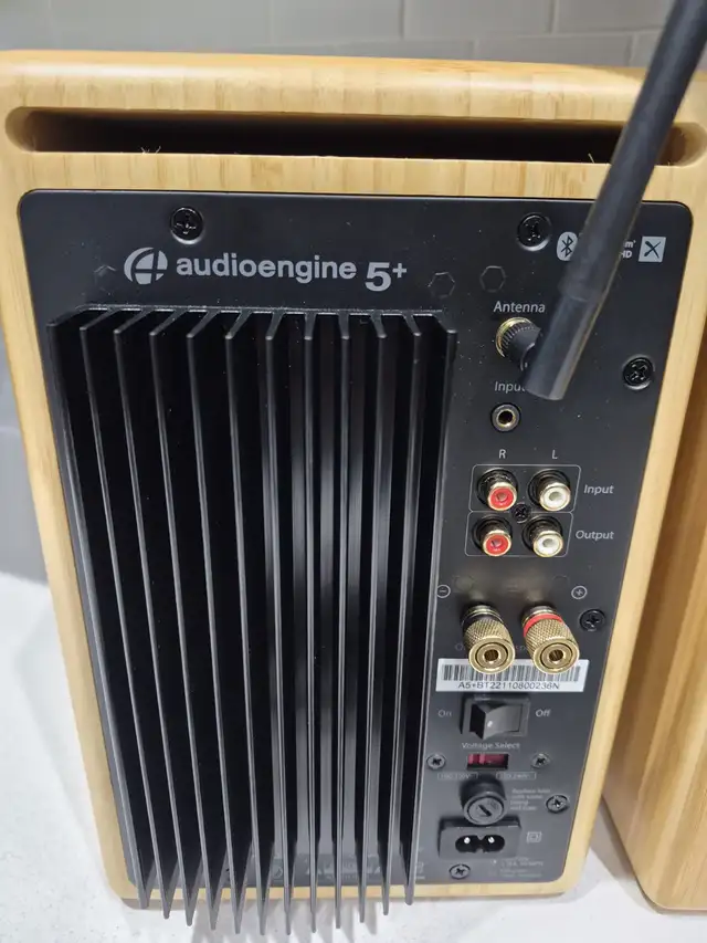 Audioengine A5+ Wireless Bluetooth Bookshelf Speakers in General Electronics in Markham / York Region - Image 8