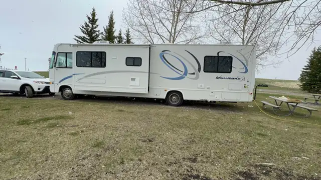 2002 Thor RV For Sale in RVs & Motorhomes in Fort McMurray - Image 3