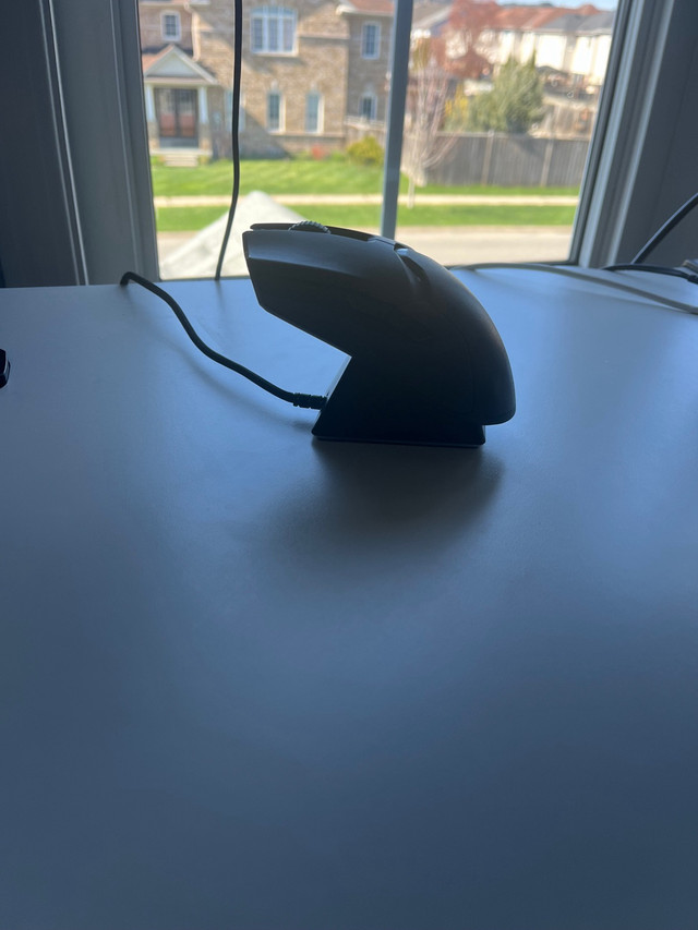 Wireless Gaming Mouse (Razer Viper Ultimate) in Mice, Keyboards & Webcams in Oshawa / Durham Region - Image 4