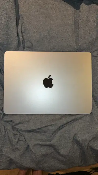 MacBook Air M2 13” Space Grey, View more