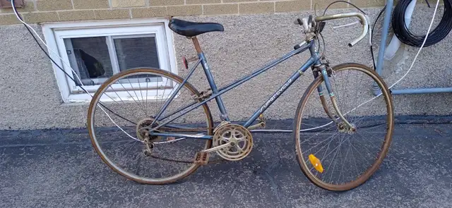 Working Bike for sale, $30 for each. in Road in City of Toronto - Image 2