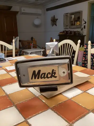 VINTAGE  Klaxon à air Mack chromé de marque Hadley pour camion, View more