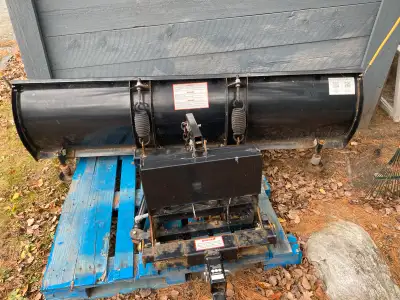 Selling 61/2 foot meyers home snowplow. Bought original from Canadian tire $4500. Comes with front m...