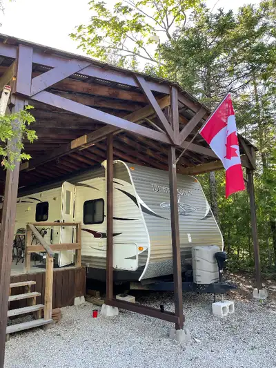 2013 31-Foot Dutchmen 261BH Trailer for sale at Mountain Trout Camp, which is located a half hour fr...