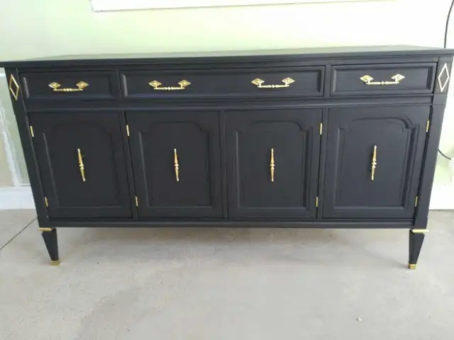GREAT MALCOLM SIDEBOARD--OPTIONAL HUTCH AVAILABLE in Hutches & Display Cabinets in Markham / York Region - Image 9