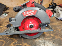 Milwaukee M18 fuel 6 1/2 circular saw