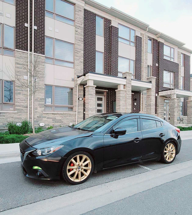 2015 Mazda 3 LOW KM + SAFETY in Cars & Trucks in City of Toronto
