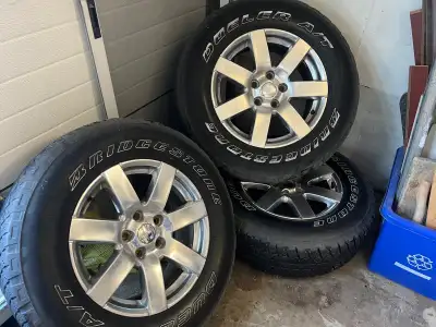 Jeep wrangler 18” RIMS in very good condition Tyres are free with Pick location Brampton