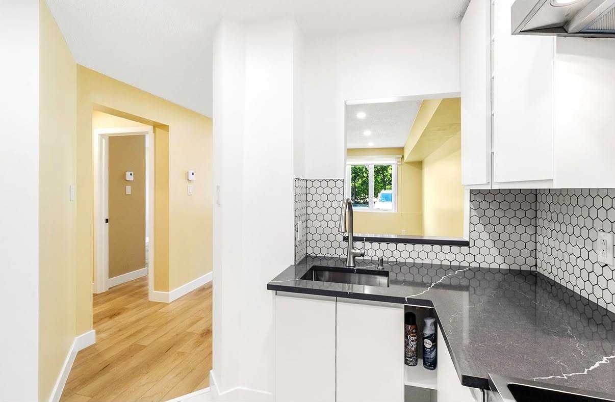 1 Bed 1 Bath - Apartment — photo 2