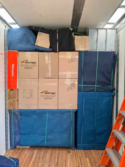 HOME / Office MOVING & JUNK REMOVAL . We are a local moving company serving the Greater City of Calg...
