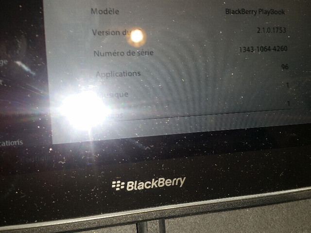 BlackBerry PlayBook 16GB, Wi-Fi, 7 inch Tablet +Bluetooth Wirele dans iPad et tablettes  à Ville de Montréal - Image 3