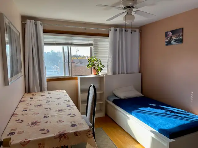 Room for long-term rent for single male near Leslie subway