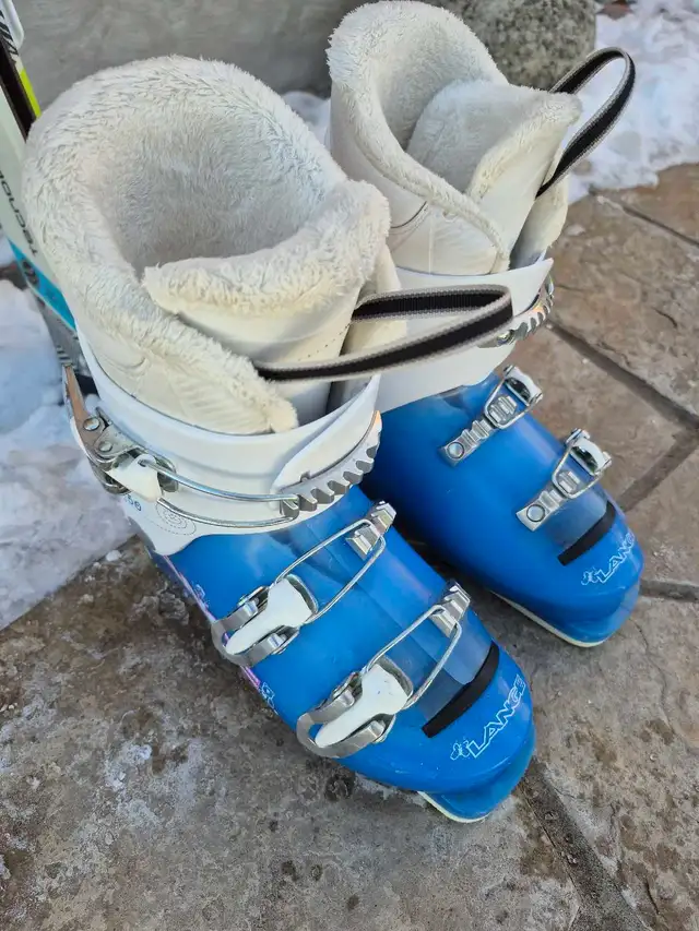 Lange Starlet 21.5 Ski Boots - Blue & White in Ski in Mississauga / Peel Region - Image 3