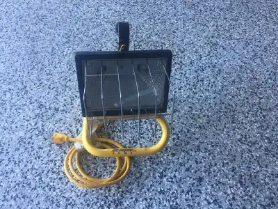 The Designers Edge 500 Watt Portable Work Light - Yellow, View more