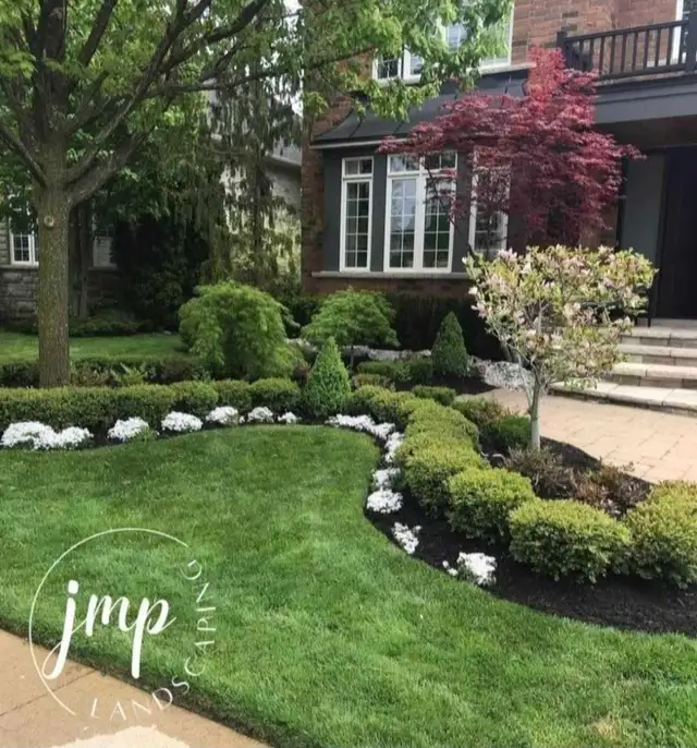Toronto & GTA Landscaping | Lawn Care, Garden Services in Lawn, Tree Maintenance & Eavestrough in City of Toronto - Image 4