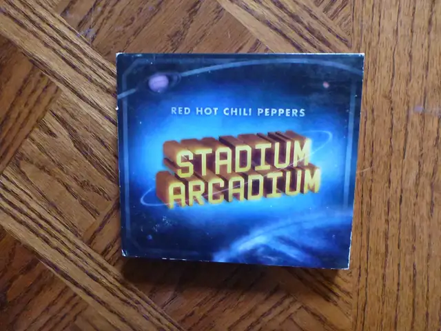 Stadium Arcadium (2 CDs) – Red Hot Chili Peppers    $8.063234526827523128