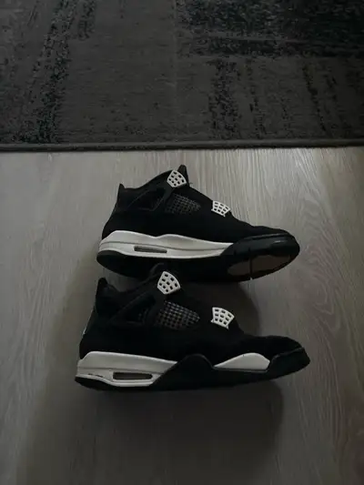 Jordan 4’s, View more