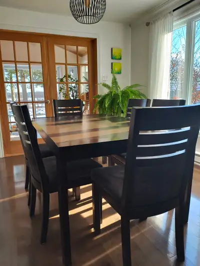 Mobilier de salle à diner, View more
