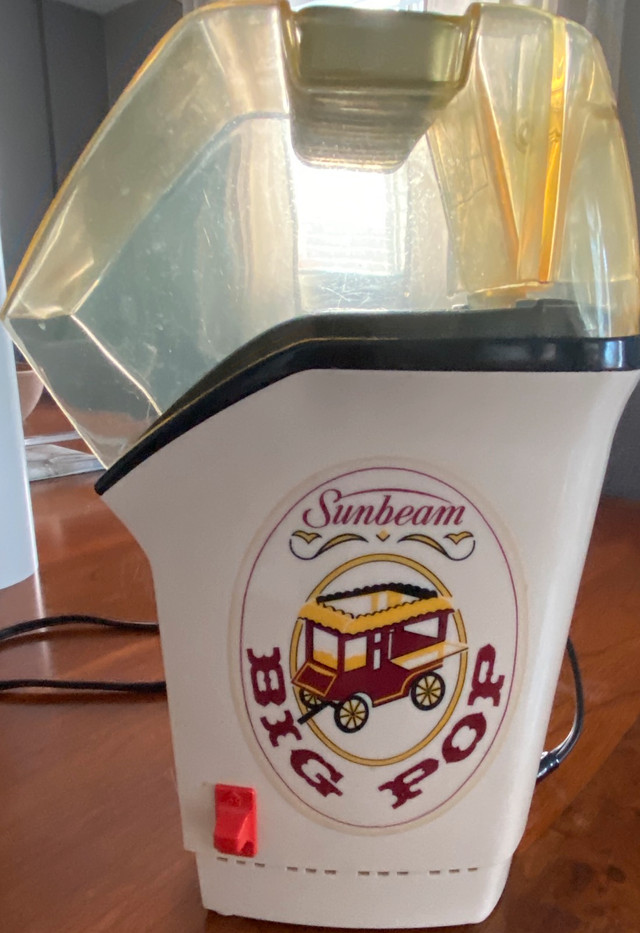 Vintage Sunbeam Big Pop Popcorn Popper in Arts & Collectibles in Mississauga / Peel Region