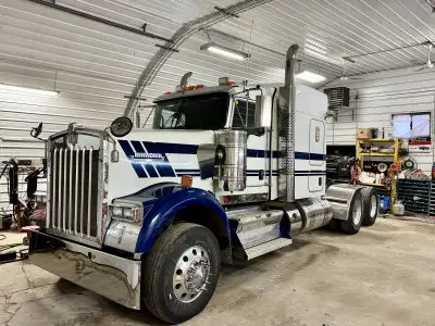 2018 kenworth W900 HEAVY SPEC 510 paccar engine 18 speed eaton fuller transmission 46,000 pound rear...