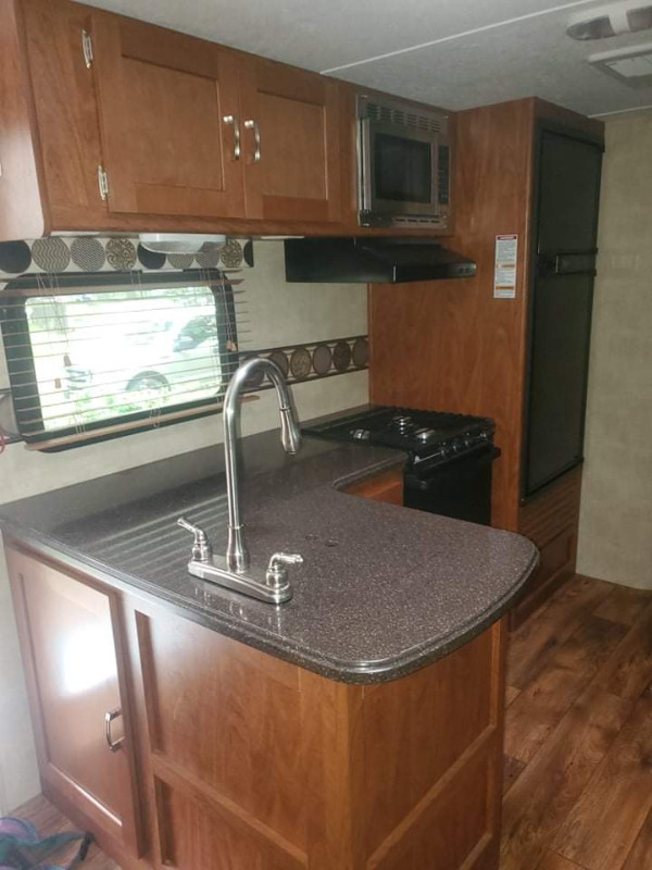 2014 Keystone Passport Ultra lite 33BHS in RVs & Motorhomes in Edmonton - Image 3