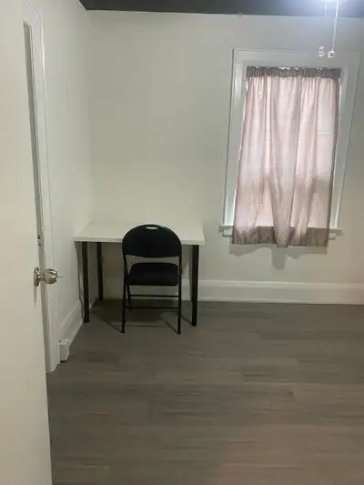 - Available NOW. PETS are not allowed - NON-SMOKING WORKING MALE ONLY - At Eglington and Allen Road,...