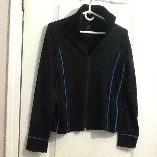 Womens jacket, shirt in Women's - Tops & Outerwear in City of Toronto - Image 9
