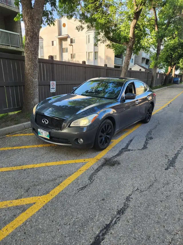 2011 Infiniti M37x