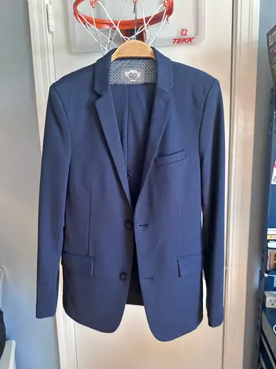 Boys Suit: Size 14, View more