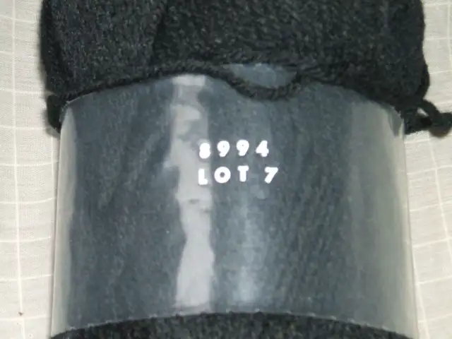 Bernat Berella 4 knitting worsted  Black Yarn 7 skeins in Hobbies & Crafts in Guelph - Image 3